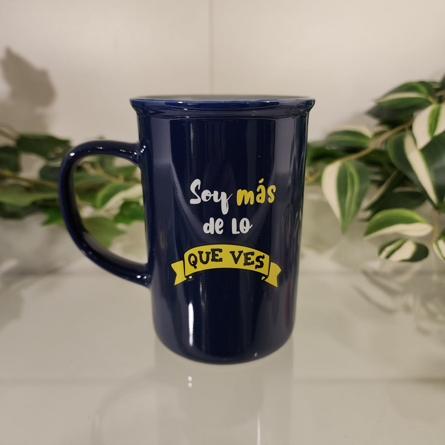 Taza "Soy mas de lo que ves"