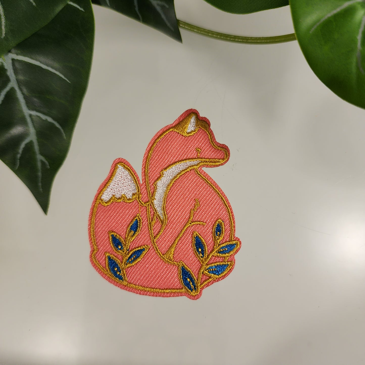 Parche bordado zorrito mágico