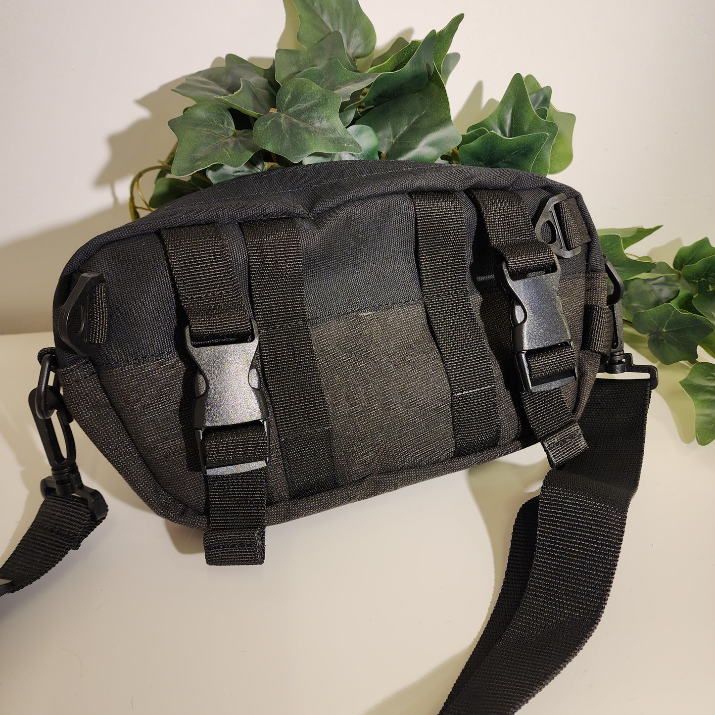Hip Bag Negra