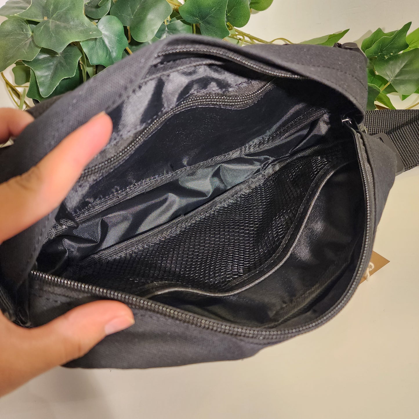Hip Bag Negra
