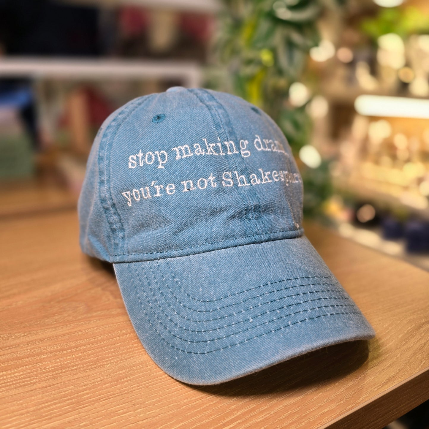 Gorra "Stop Making Drama, You´re not Shakespeare" Azul
