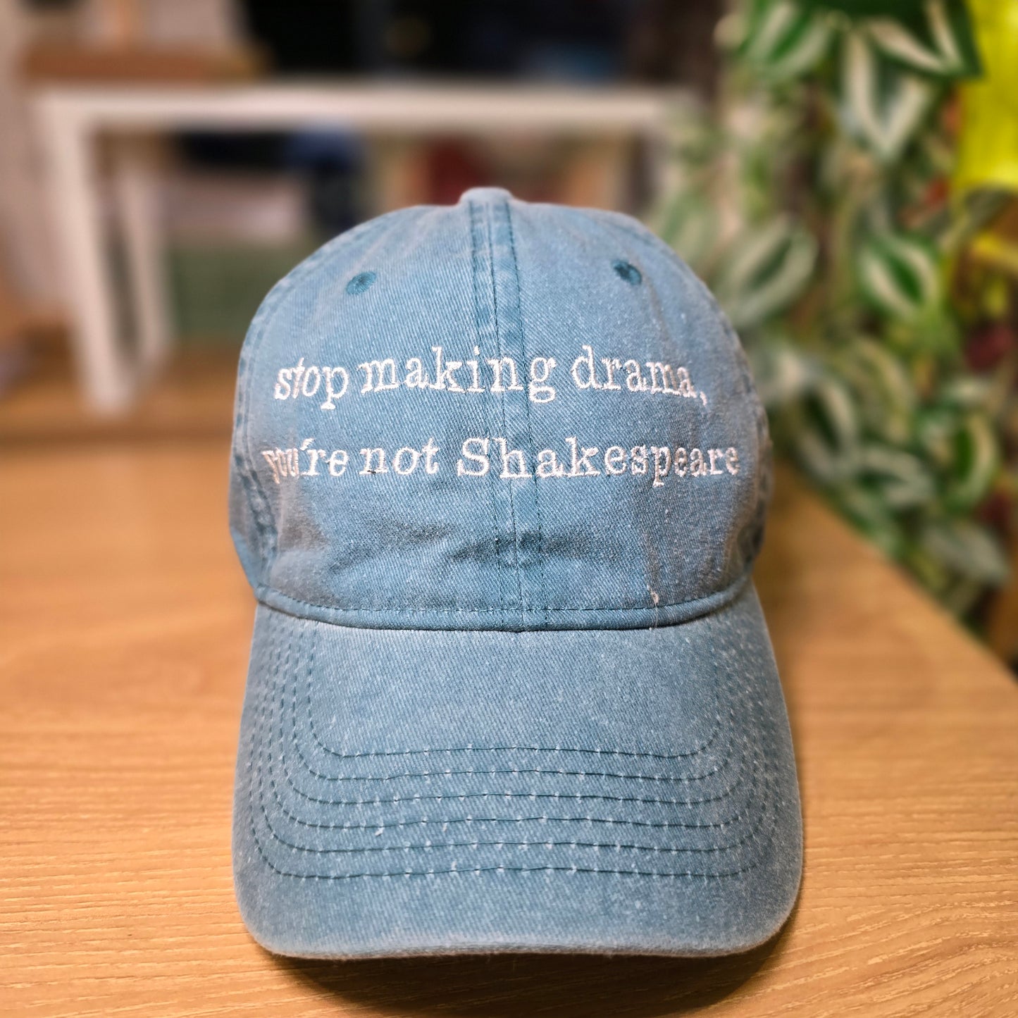 Gorra "Stop Making Drama, You´re not Shakespeare" Azul