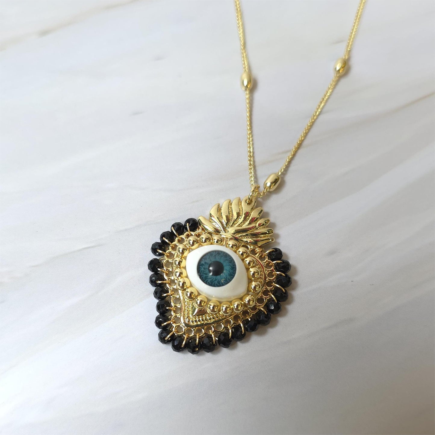 Collar Corazón y Ojo