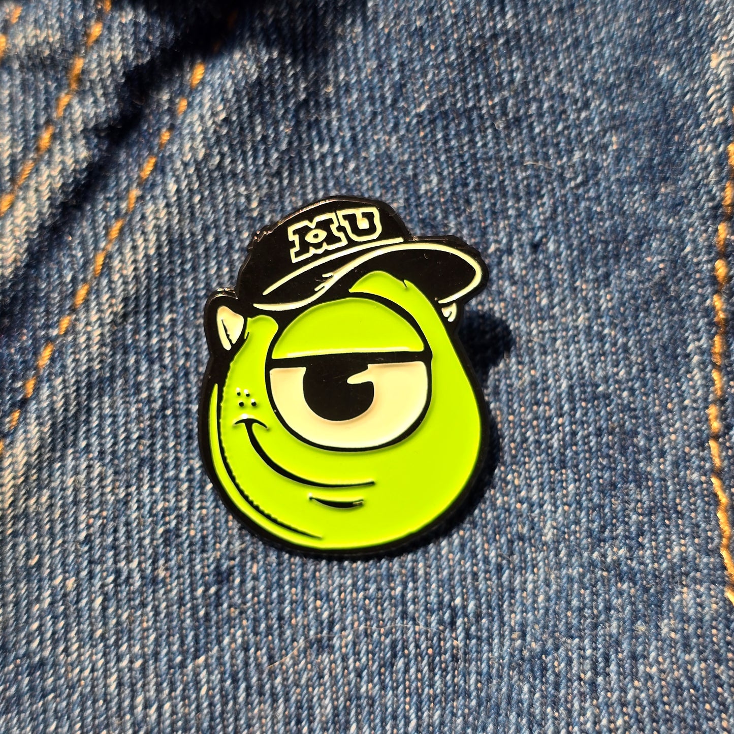 Pin Mike MU