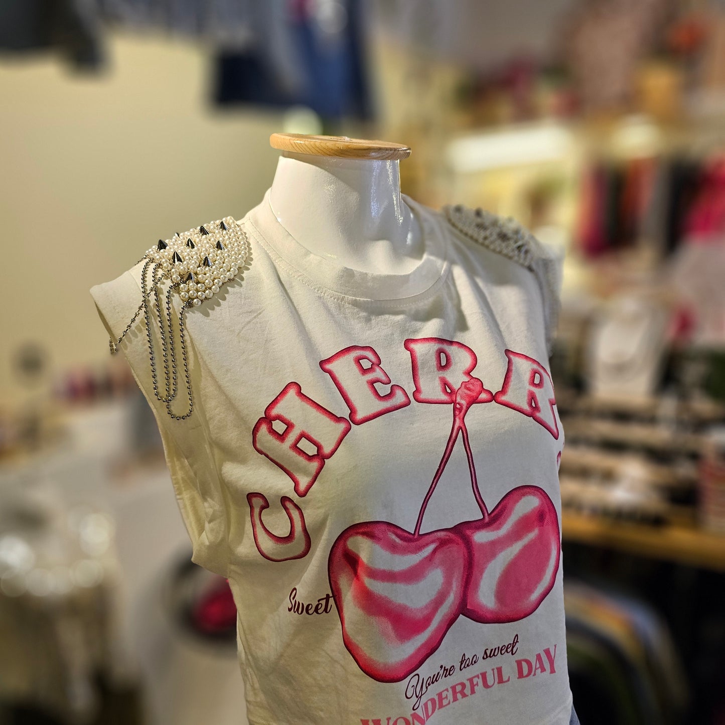 Playera Cherry Con Hombreras - Unitalla