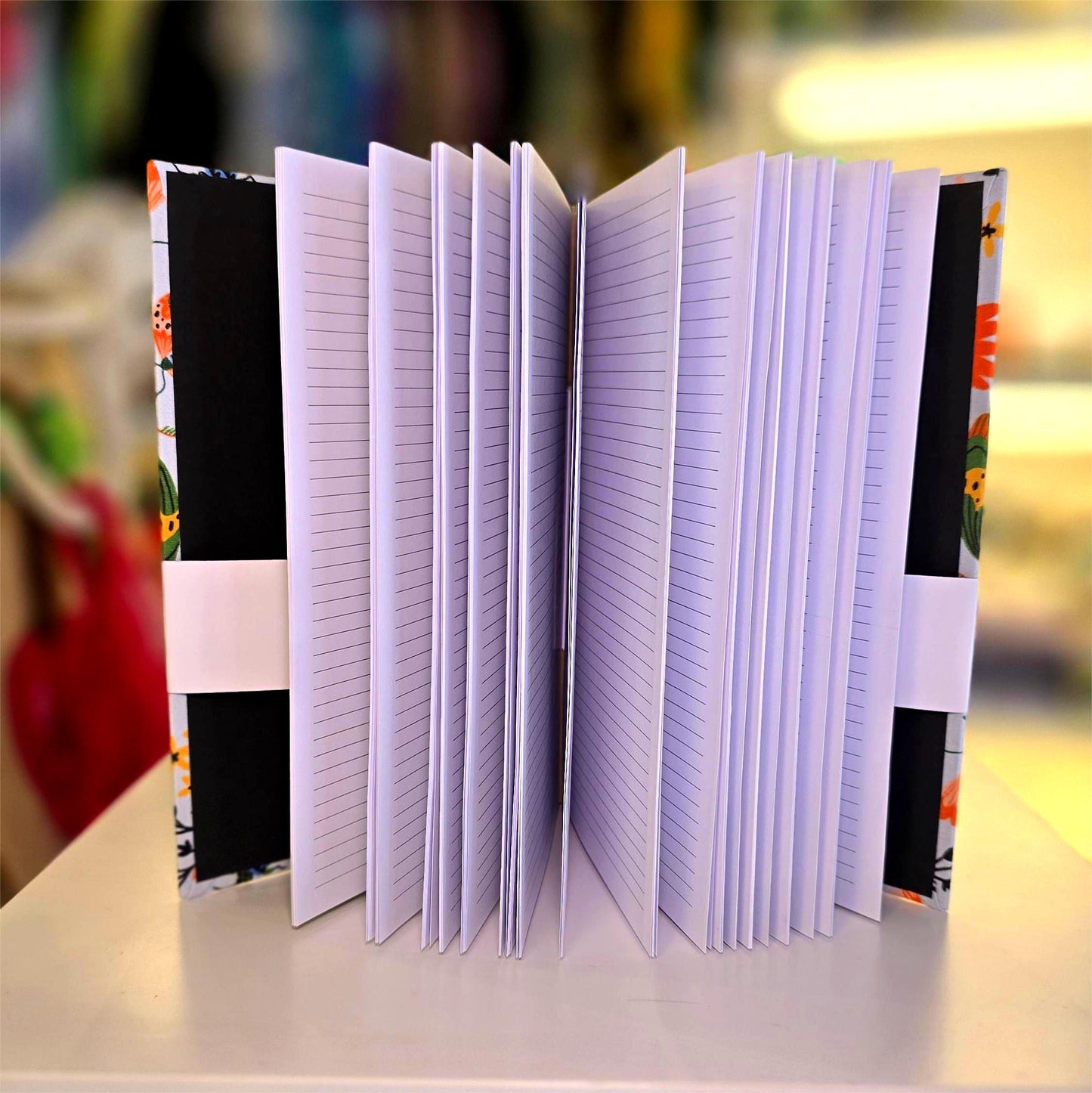 Libreta Flores e Insectos | Hojas Rayadas
