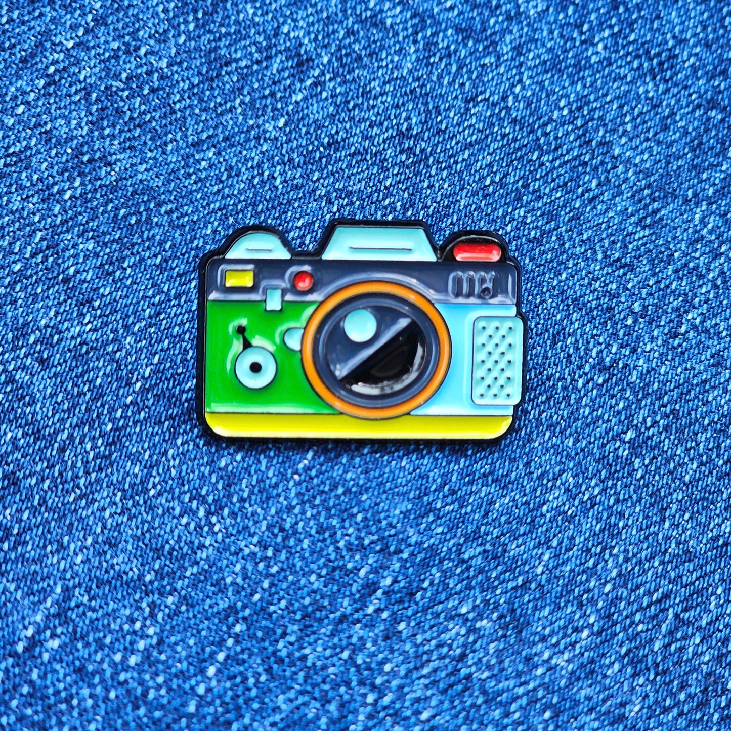 Pin Cámara Fotográfican Verde