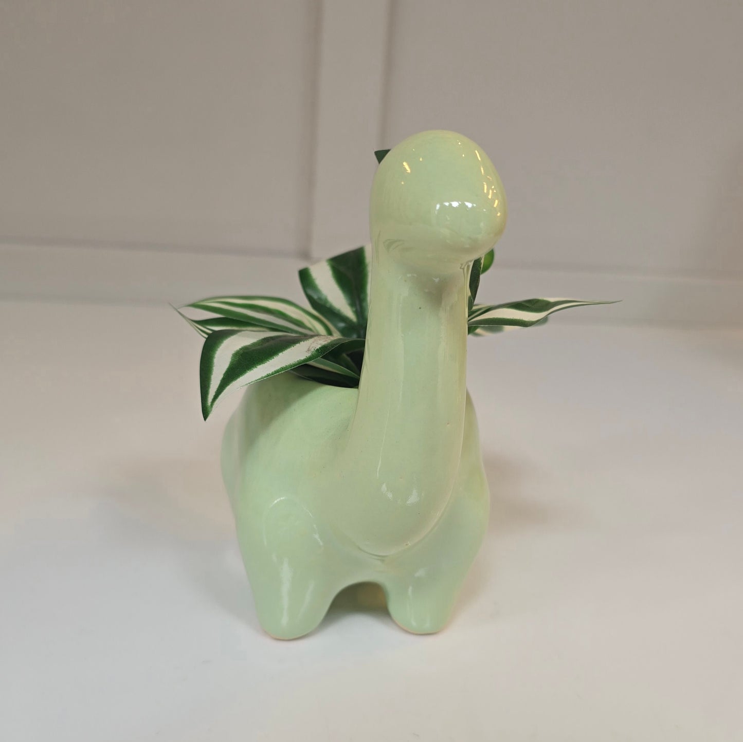 🦕 Maceta Dino Mini – Verde Pastel