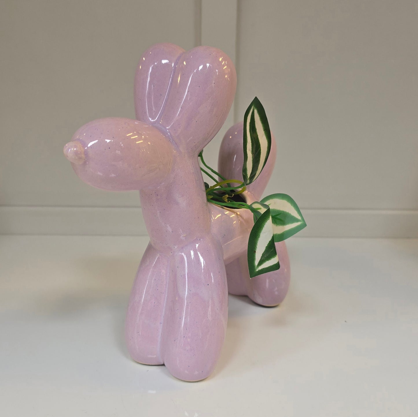 🎈 Maceta Perrito Globo – Lila Pastel