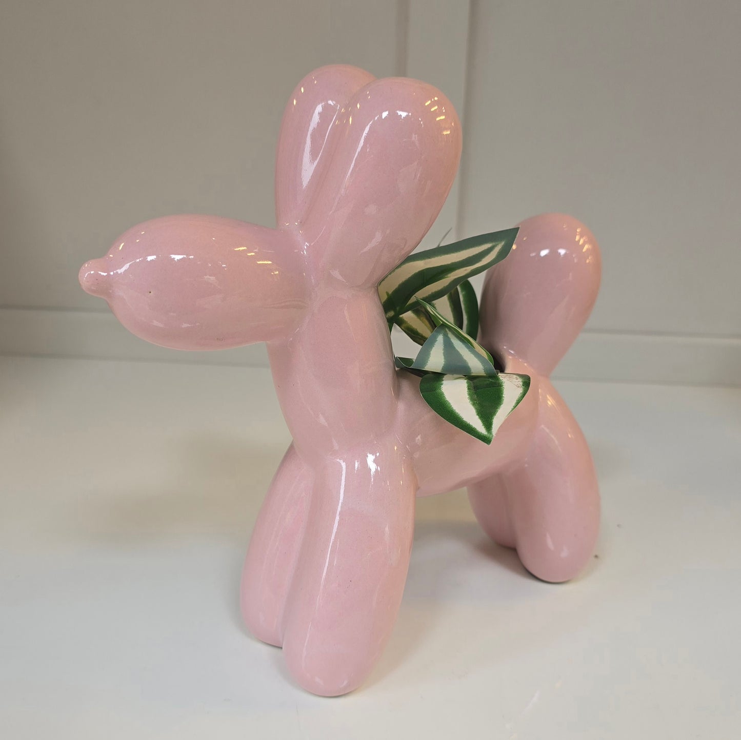 🎈 Maceta Perrito Globo – Rosa Pastel
