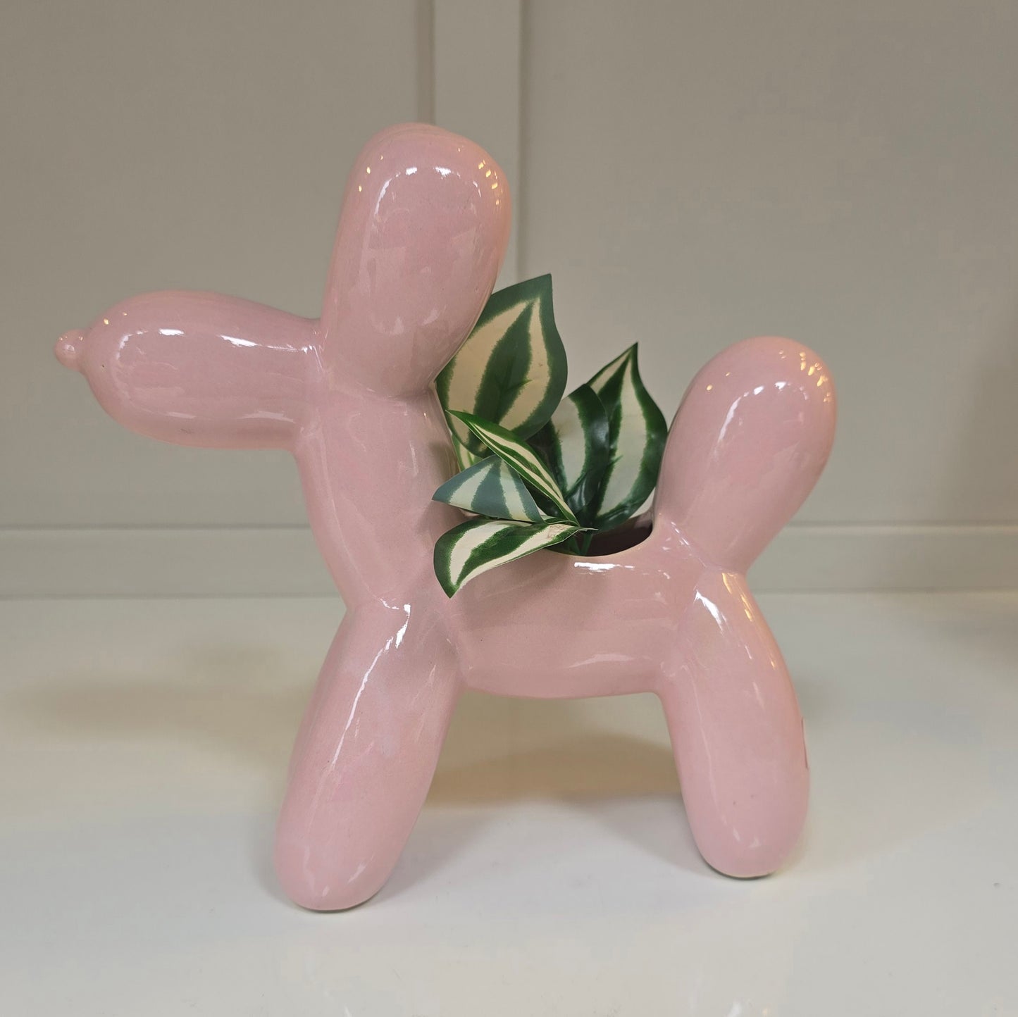 🎈 Maceta Perrito Globo – Rosa Pastel