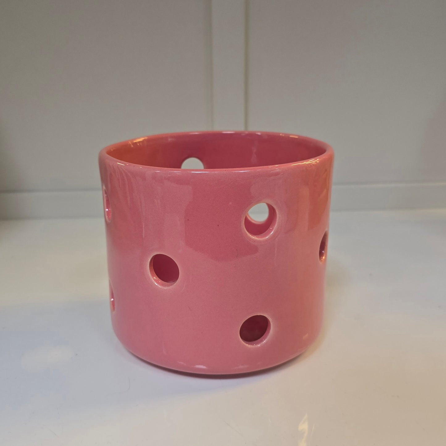 🍭🌷 Maceta Orquídea Rosa Chicle – Coqueta, alegre y con mucha onda.