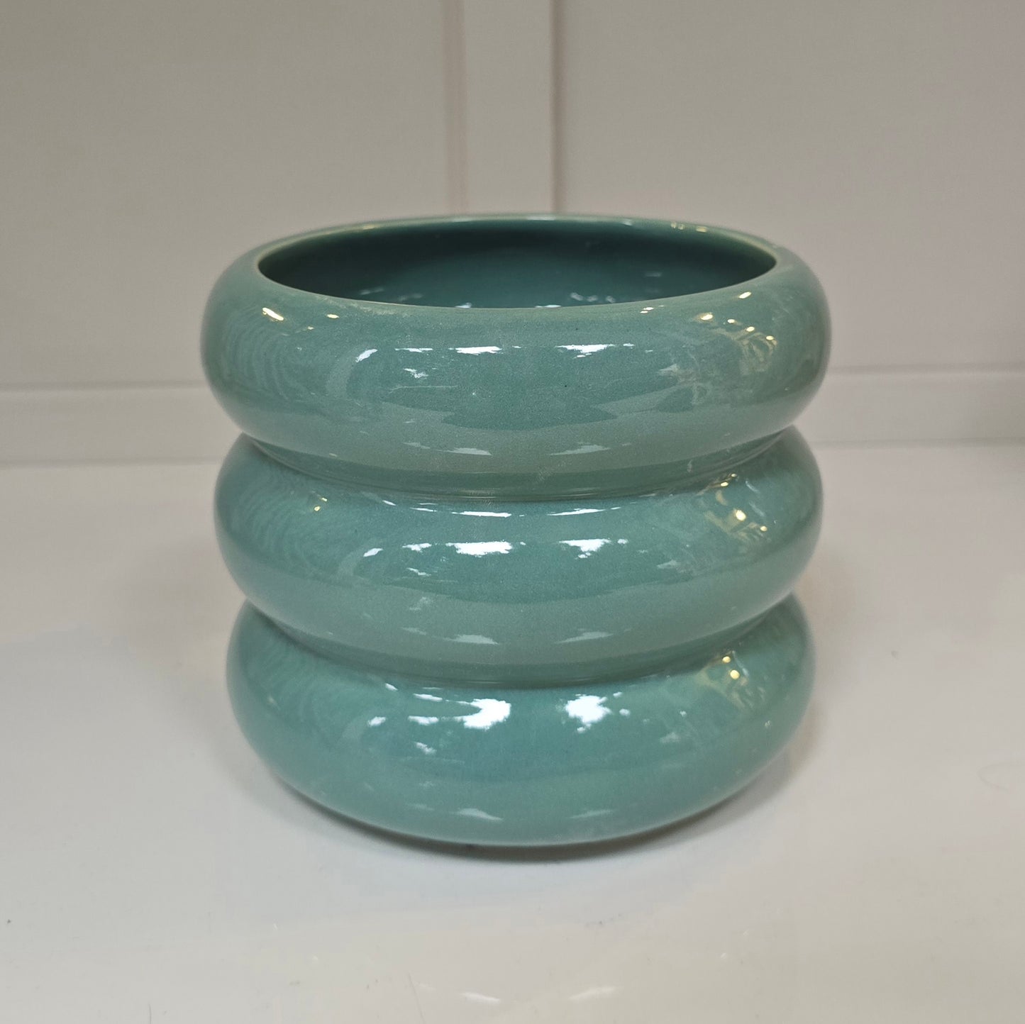Maceta Ondulada Verde Aqua – Moderna, orgánica y con flow natural 🌊🌿