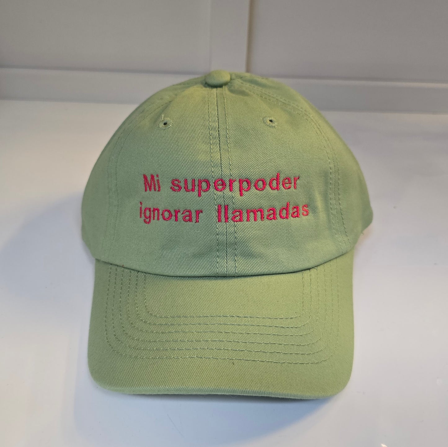 📵 Gorra “Mi superpoder: ignorar llamadas”