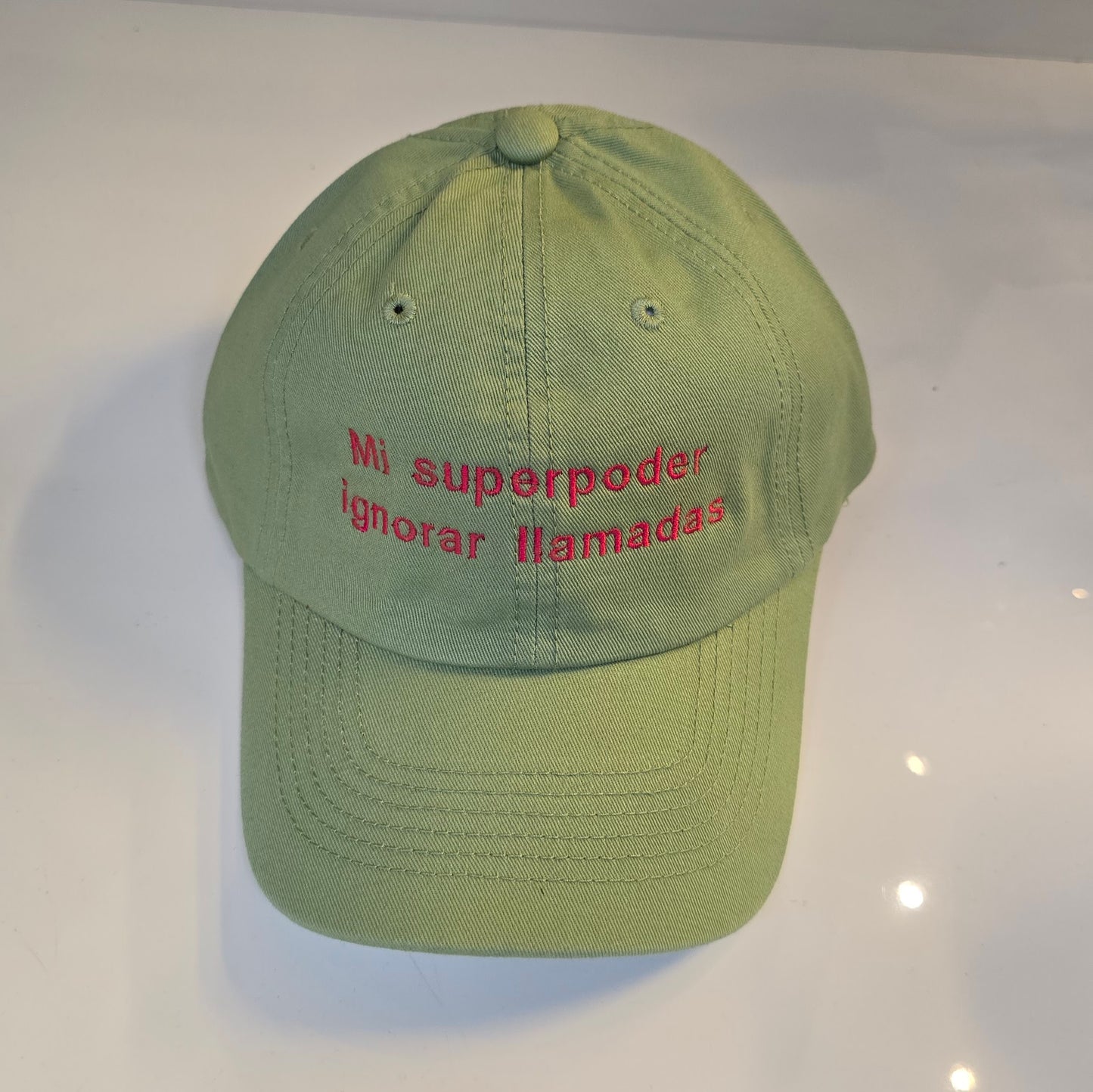 📵 Gorra “Mi superpoder: ignorar llamadas”