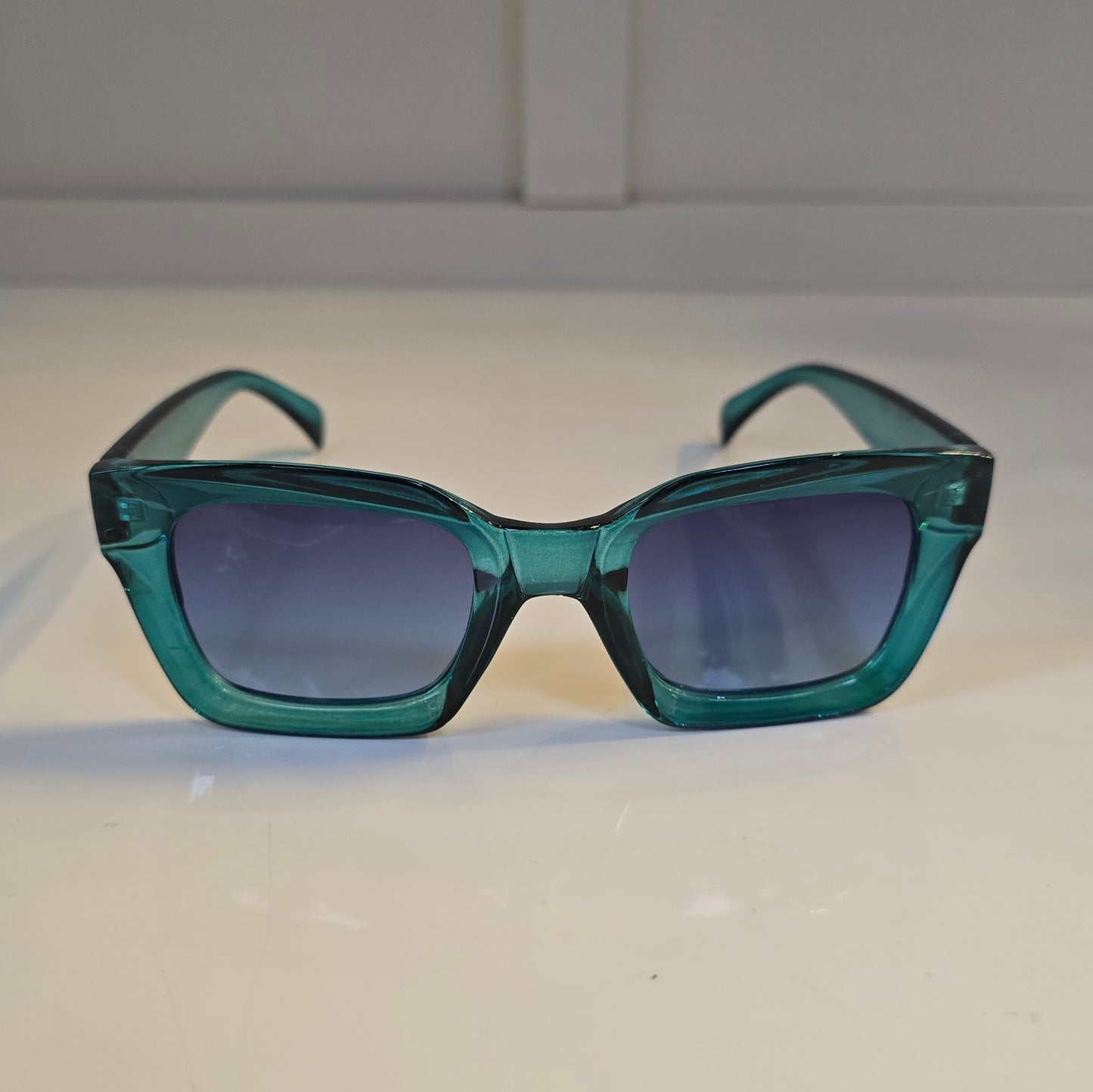 Lentes "Sky" en azul turquesa