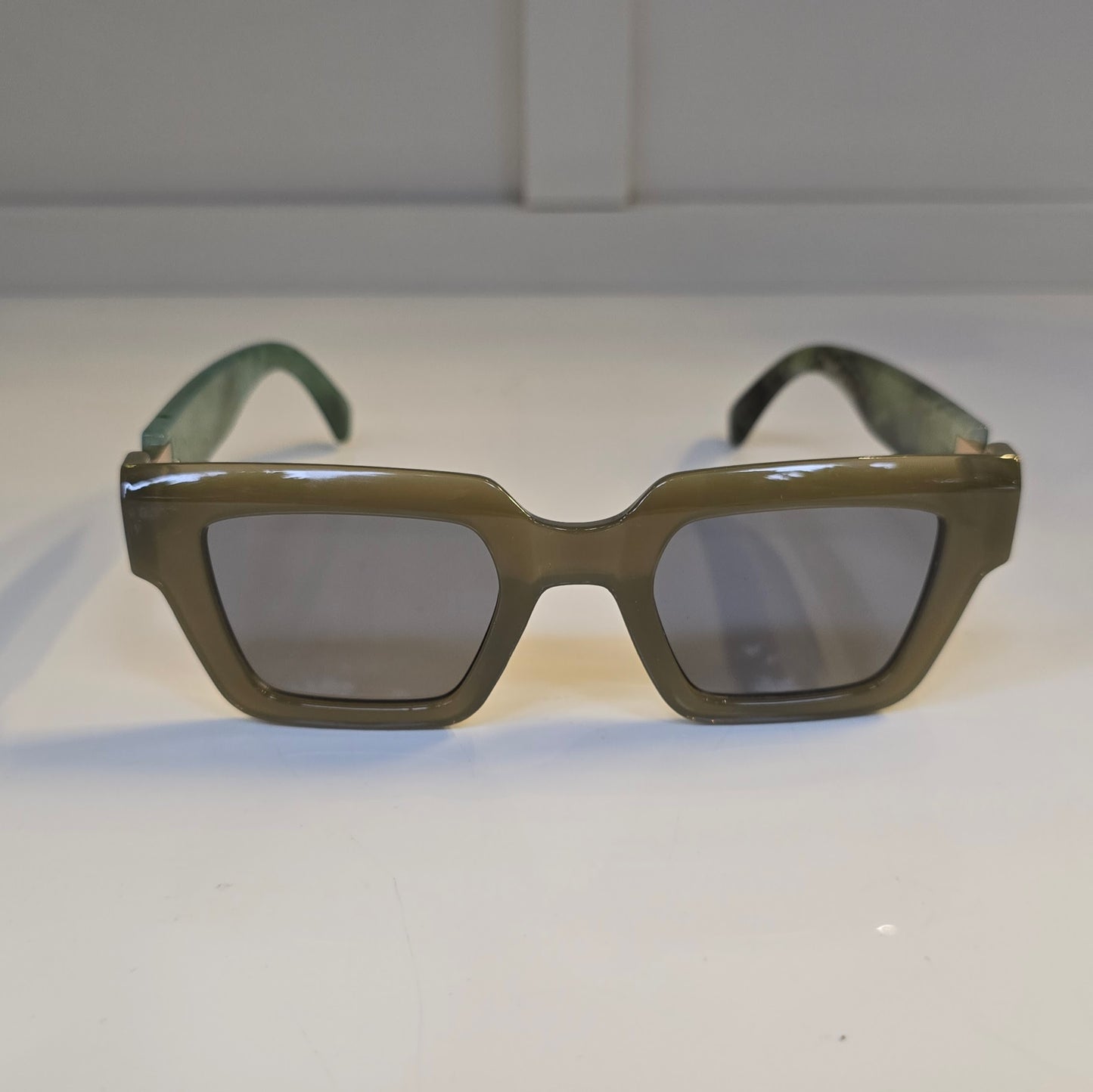 Lentes "Olive" en verde militar