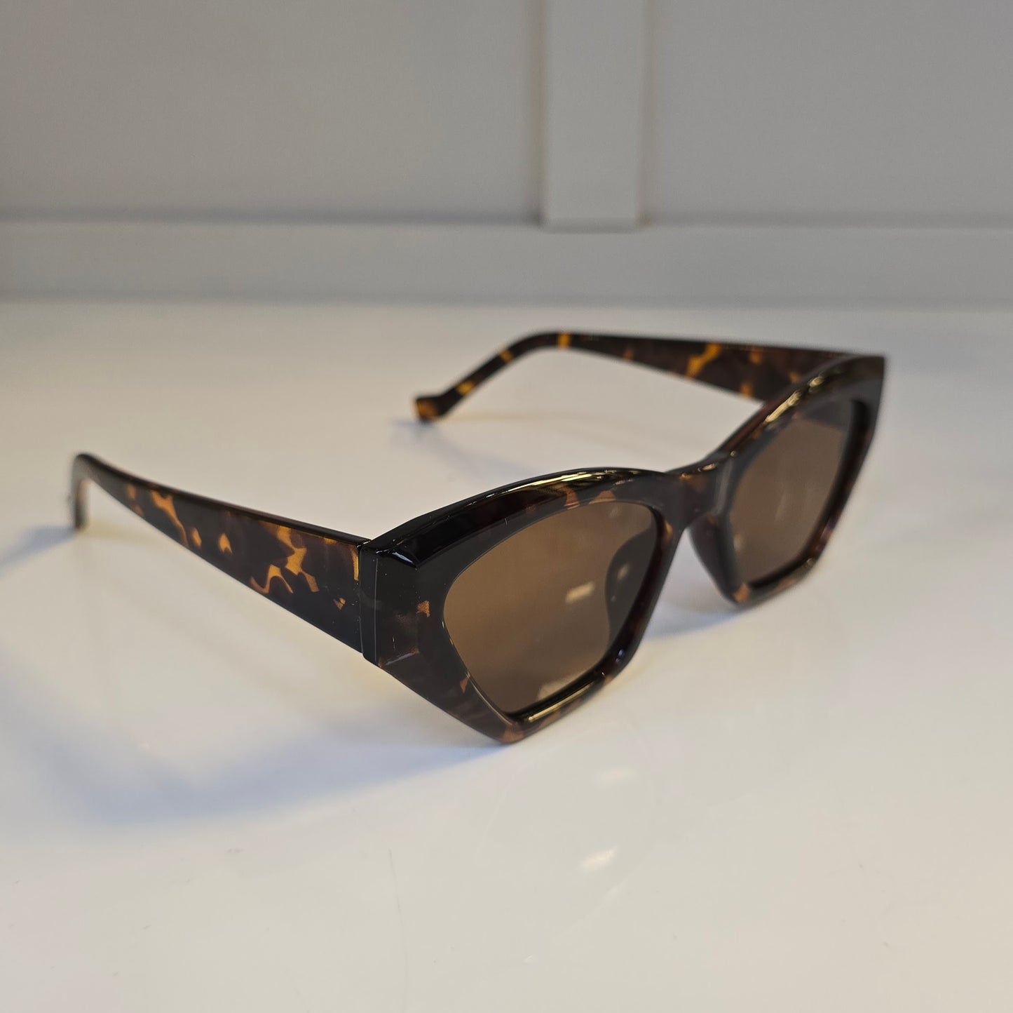Lentes "Roxy" estilo cat-eye angular