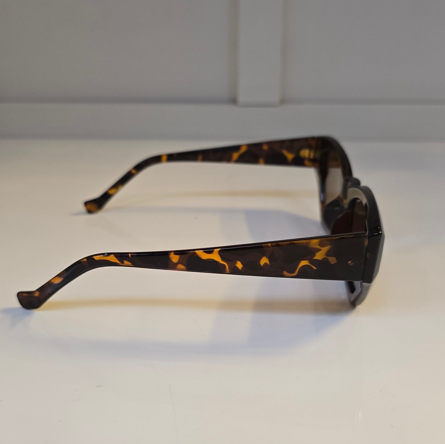Lentes "Roxy" estilo cat-eye angular