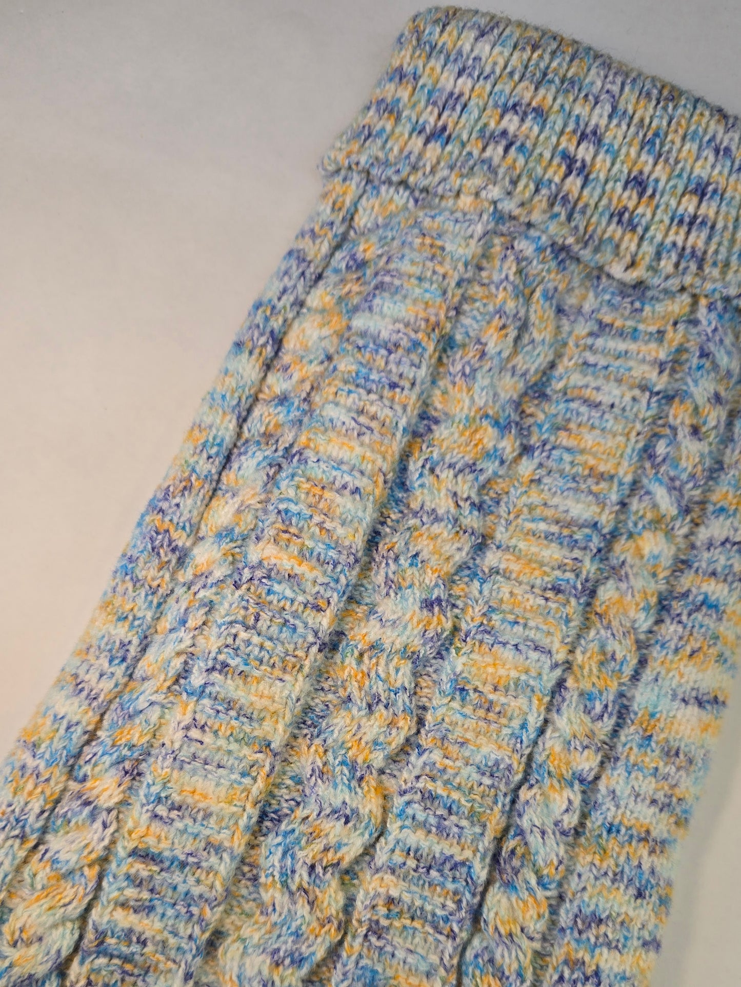 🧶 Suéter Tejido Azul Con Un Poco De Color