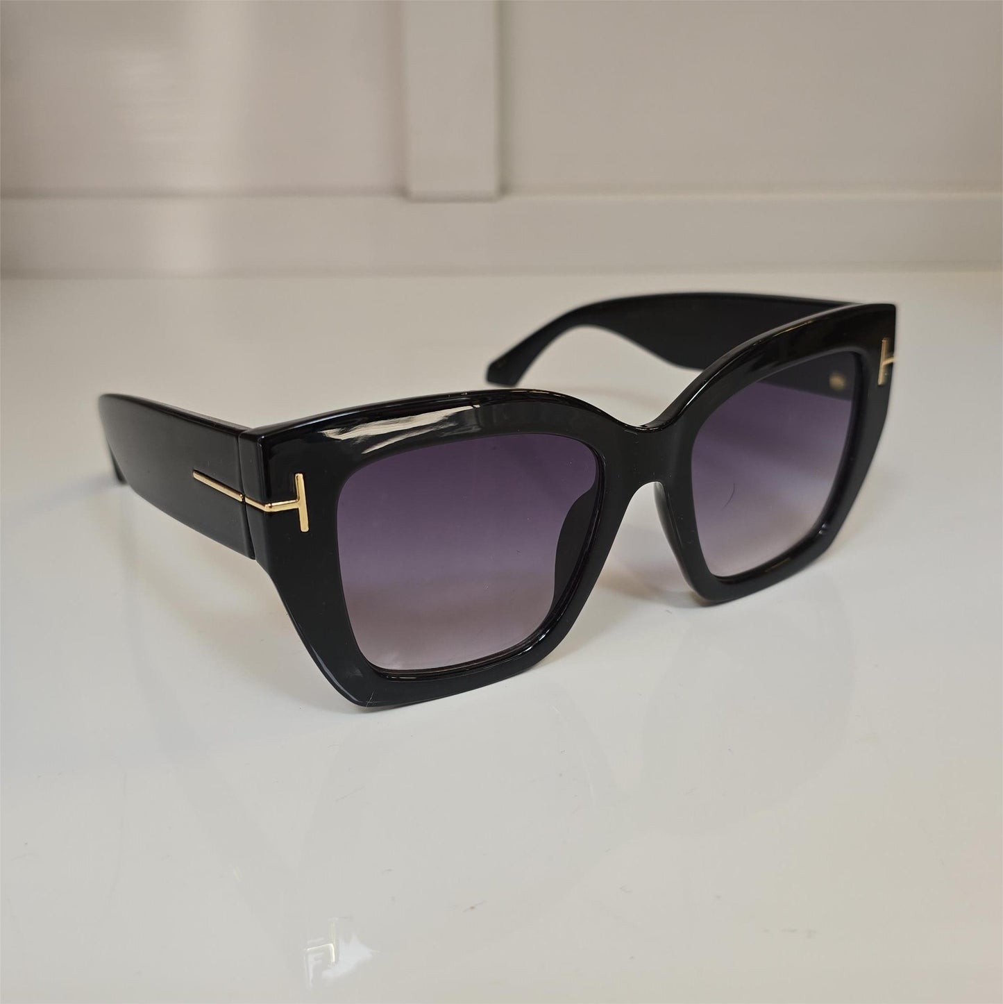 Lentes "Eclipse" en negro profundo