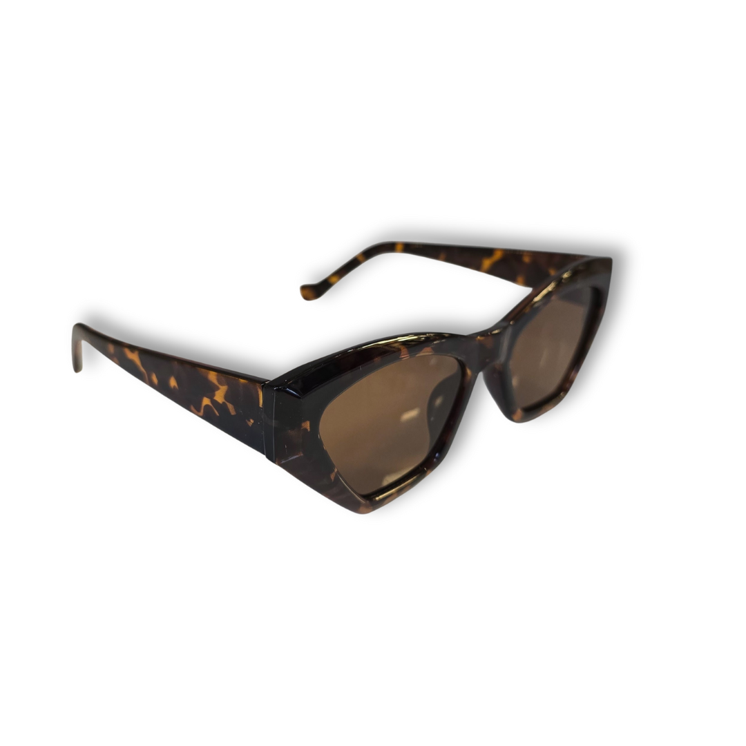 Lentes "Roxy" estilo cat-eye angular