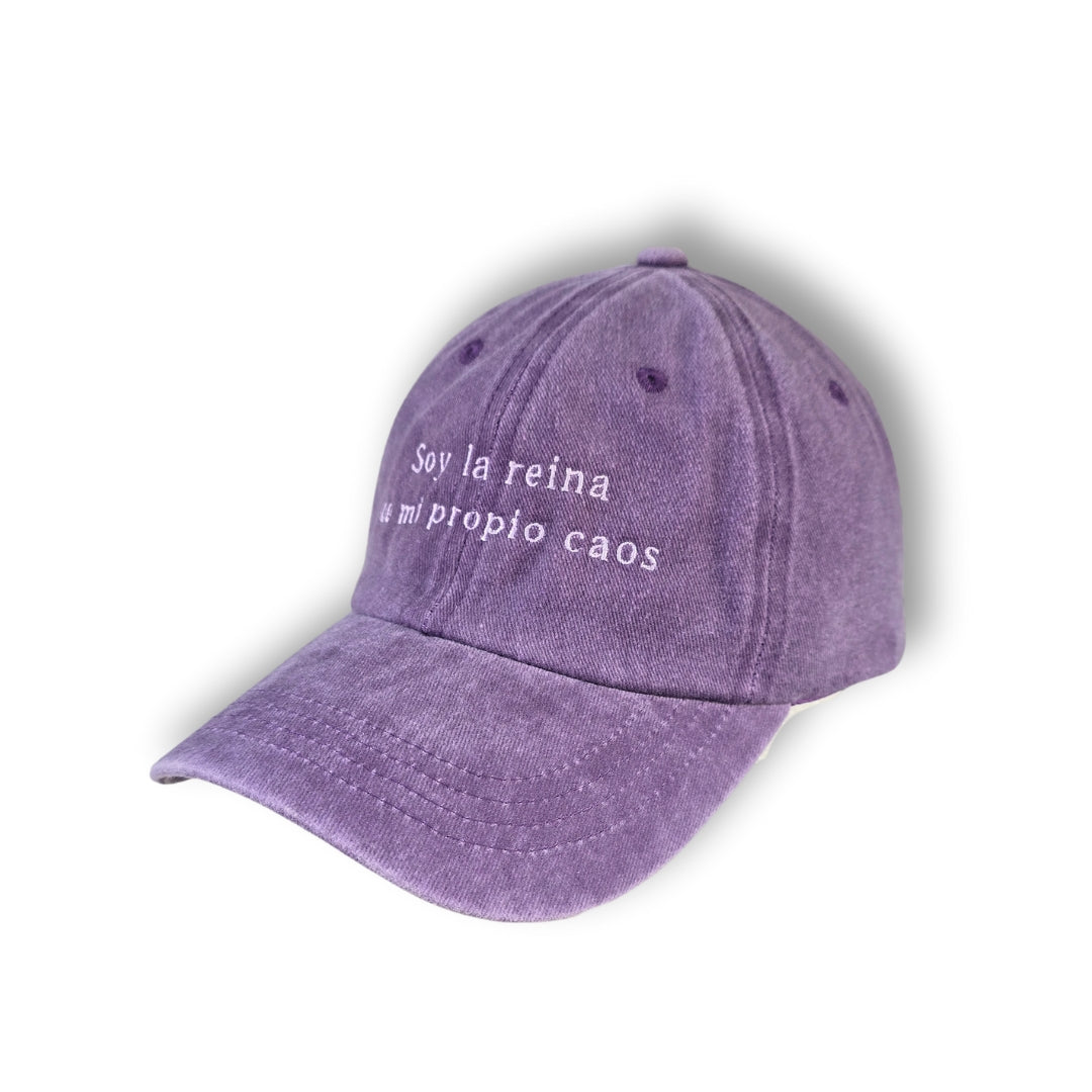 Gorra "Soy la reina de mi propio caos"