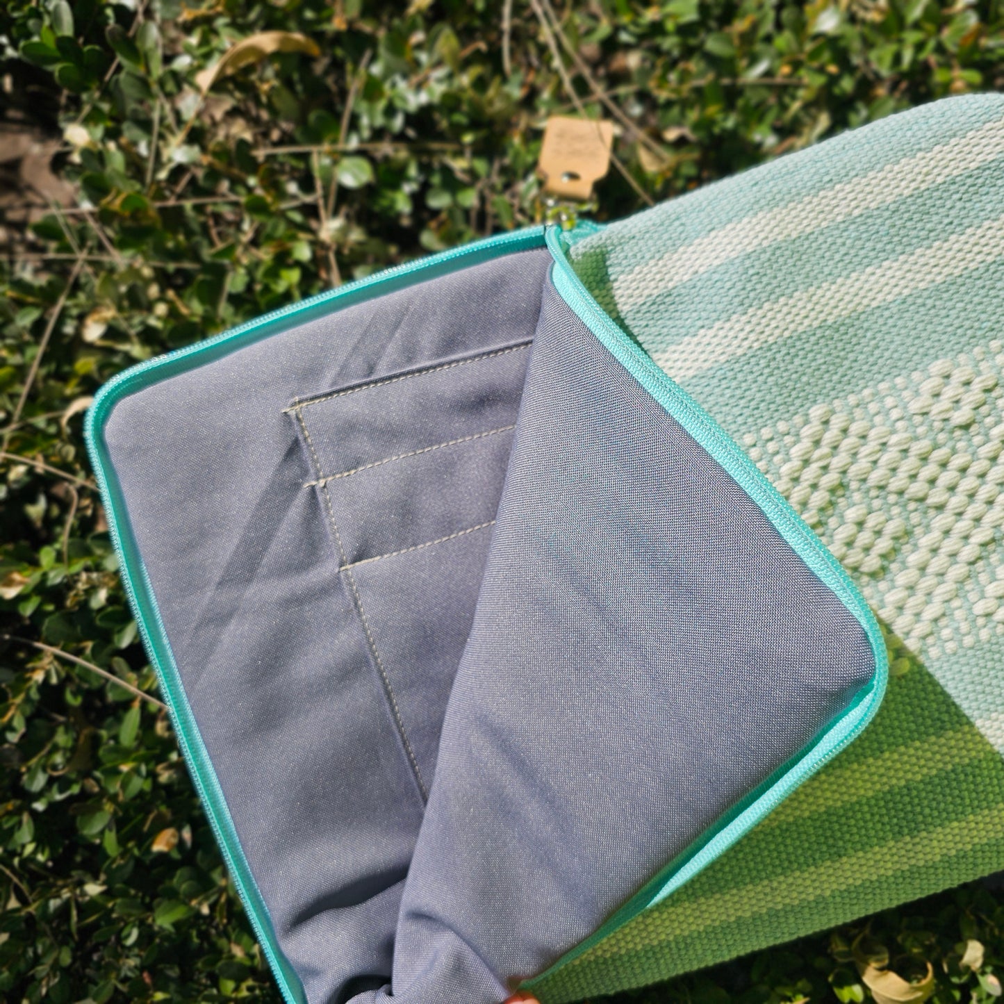 Funda para Tablet 14" Menta