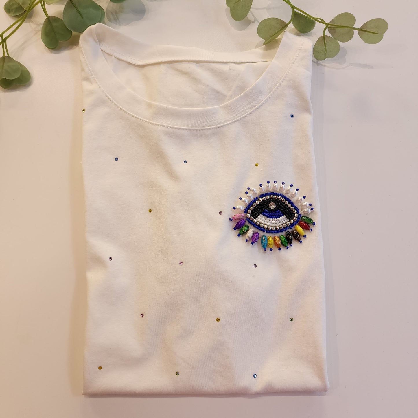 Playera ojo blanca