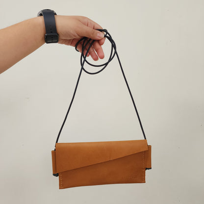 Crossbody de Piel Camel