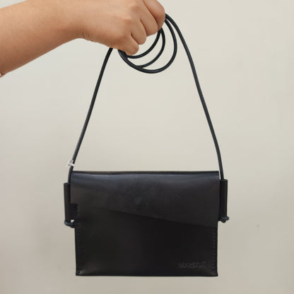 Crossbody de Piel Negra