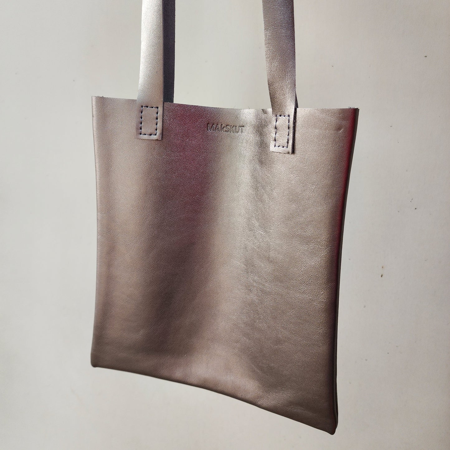 Tote de Piel Plateada Chica