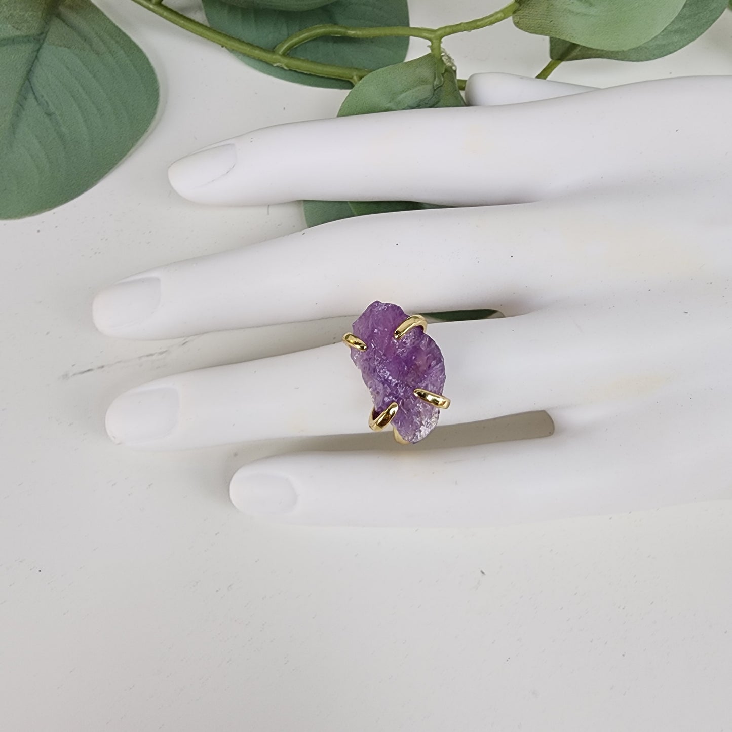 Anillo Cuarzo Morado en Bruto Ajustable