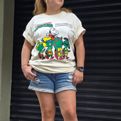 Playera Unisex Snoopy con Tortugas Ninja