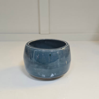 Maceta Azul Medianoche – Intensa, elegante y con vibra nocturna 🌌💙