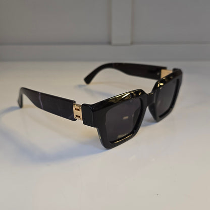 Lentes "Noir Classique" en negro brillante