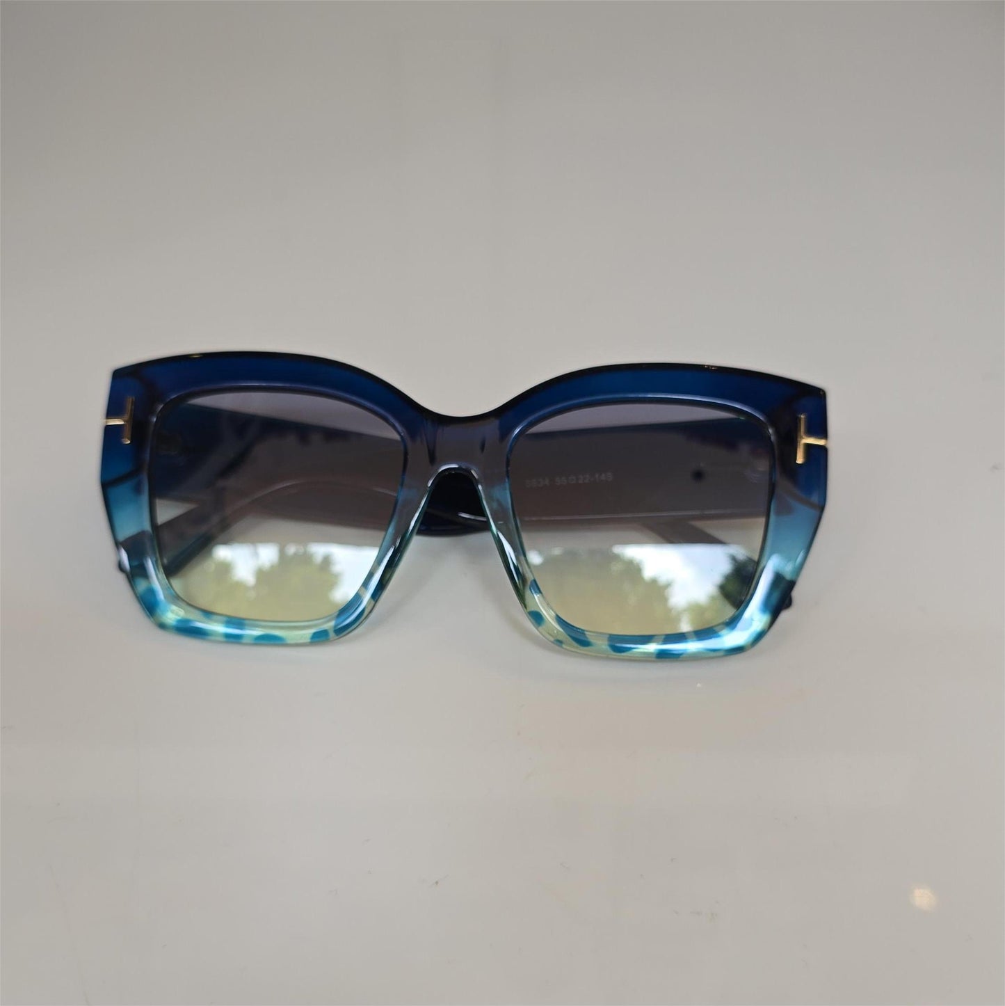 Lentes "Azure" con efecto degradado
