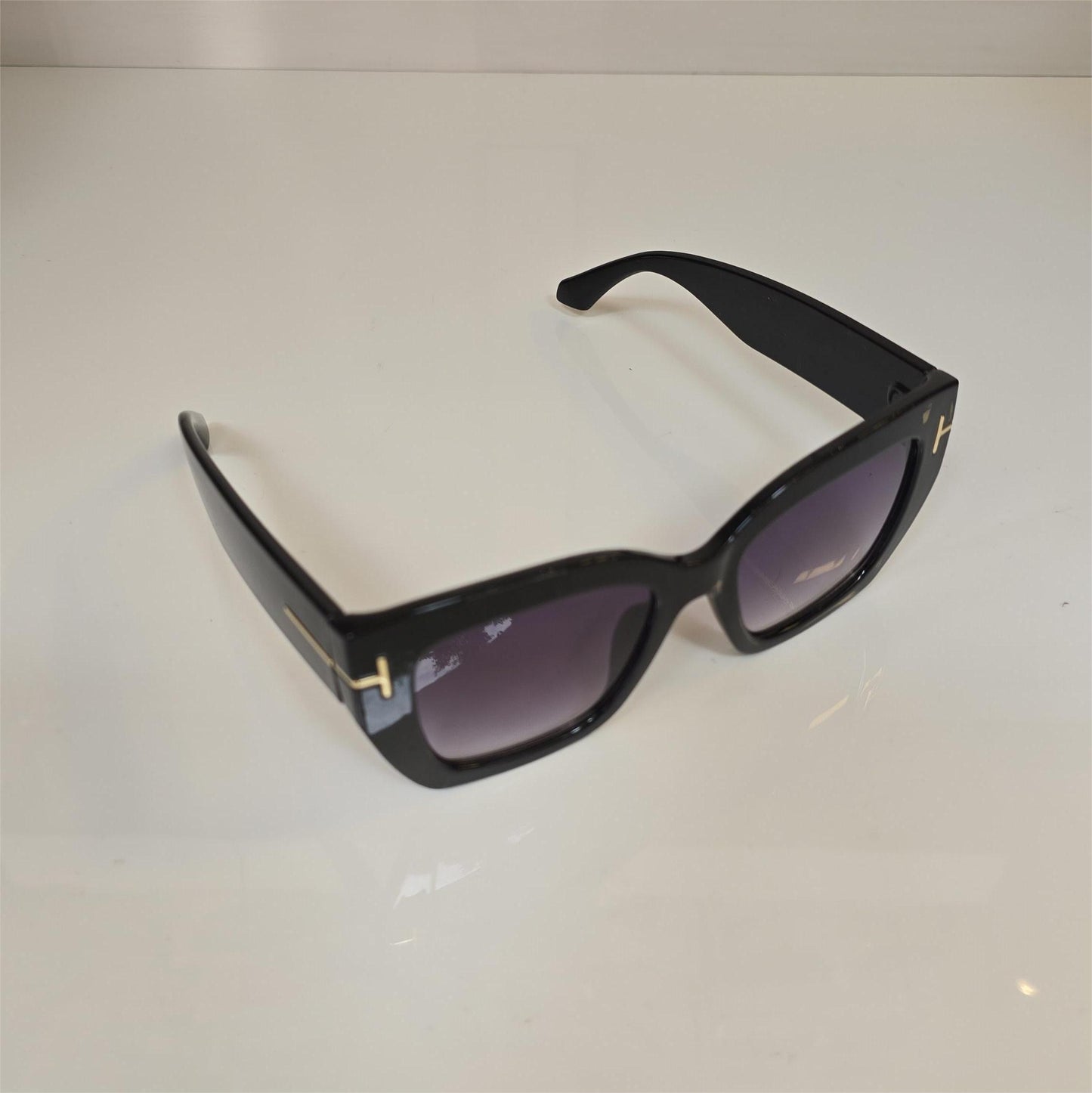 Lentes "Eclipse" en negro profundo