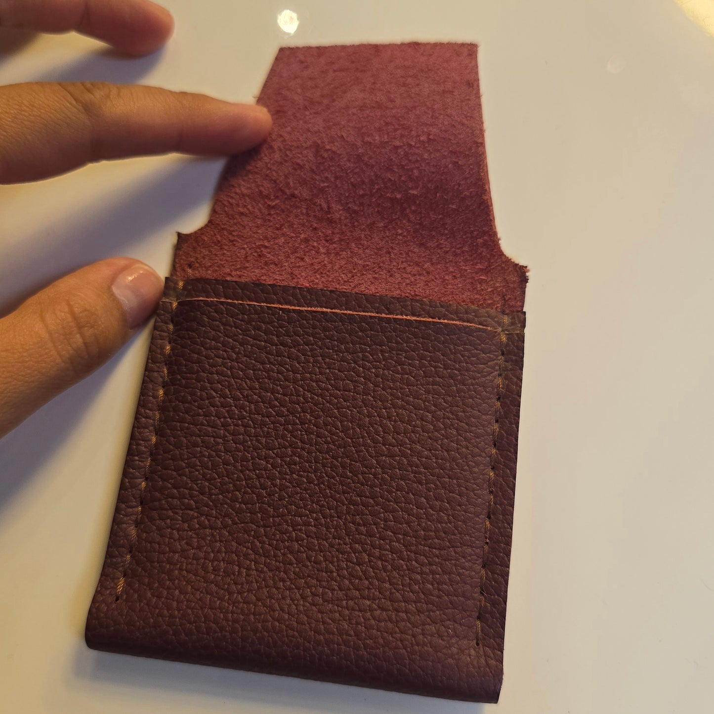 Monedero de piel vino texturizada