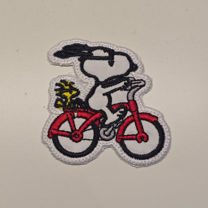 🚴 Parche “Snoopy en bici”