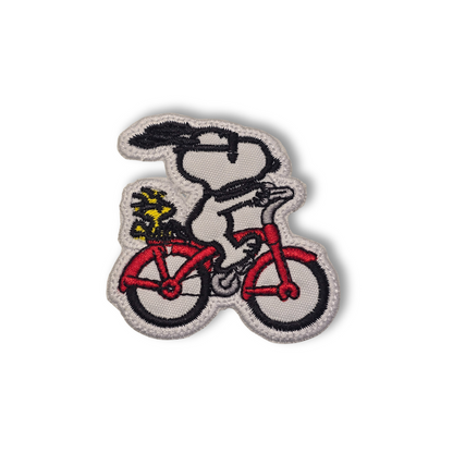 🚴 Parche “Snoopy en bici”