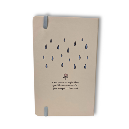 🌸 Libreta Ilustrada - “Ayer lloví tanto, que hoy florecí” – Anna con doble ene