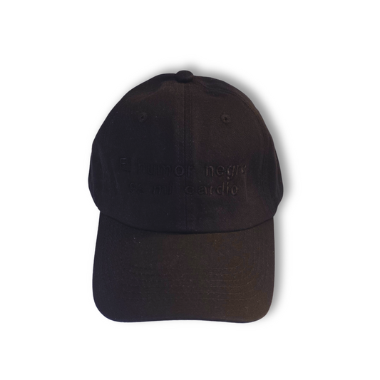 🖤 Gorra – “El humor negro es mi cardio”