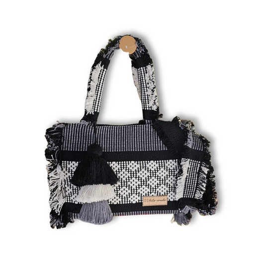 Bolsa de mano artesanal de Oaxaca - Negra con blanco