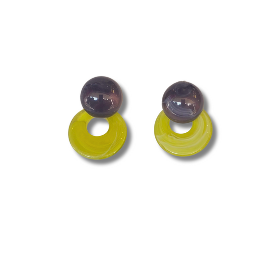 Aretes acrílicos – Esferas púrpura y aros neón