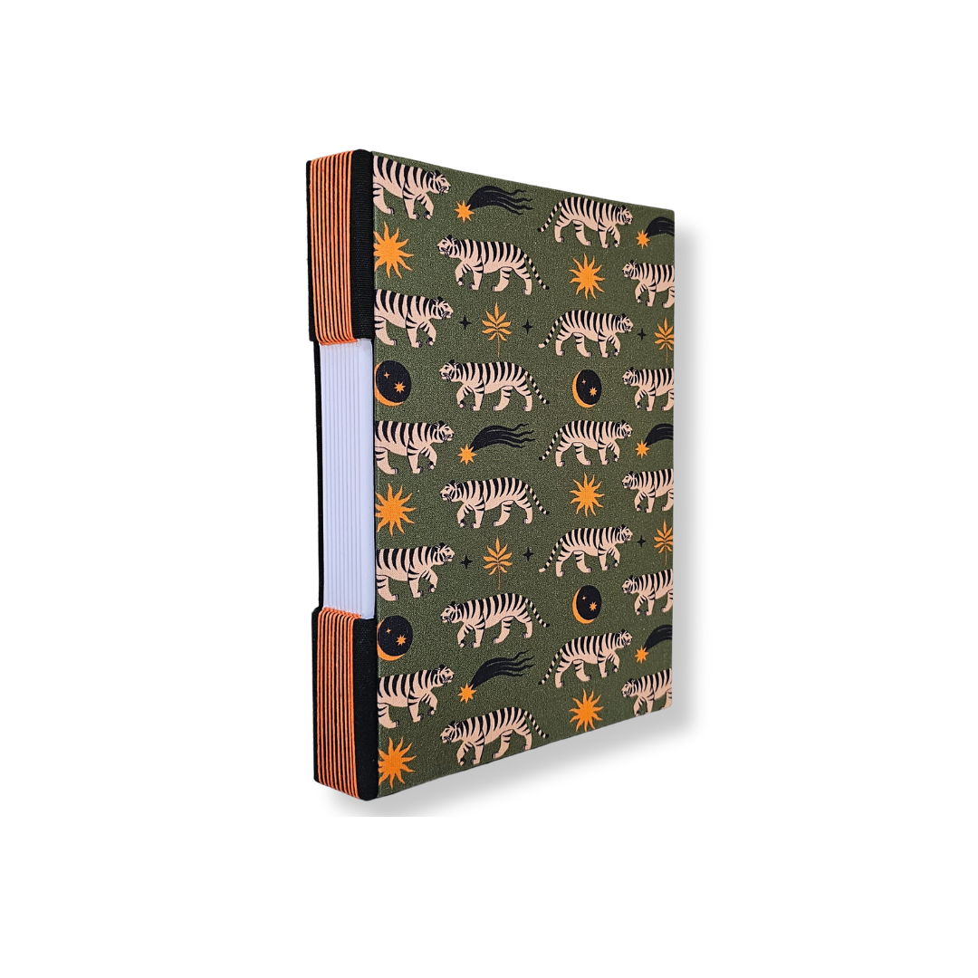 Libreta Pasta Dura Cosida | "Jungla Cósmica"