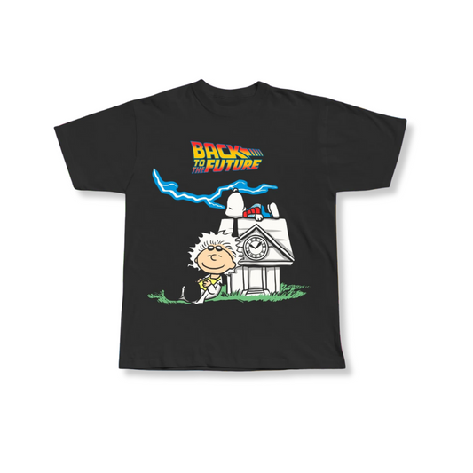 Playera Unisex Snoopy Volver al Futuro